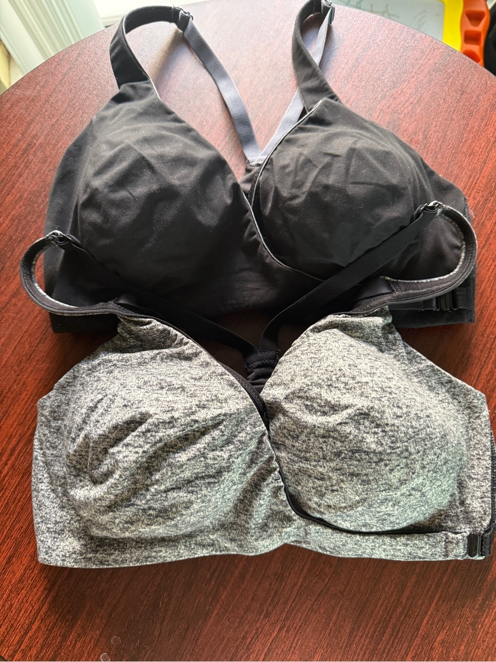 Victoria’s Secret sports bra with built in underwire bra 34D- Black and Gray set